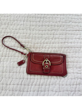 Coach Maroon Red Y2K Soho Leather Wristlet w/ original hangtag • One Size